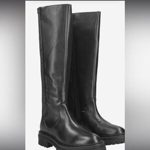 New without box GEOX
Art.IRIDEA Size 37